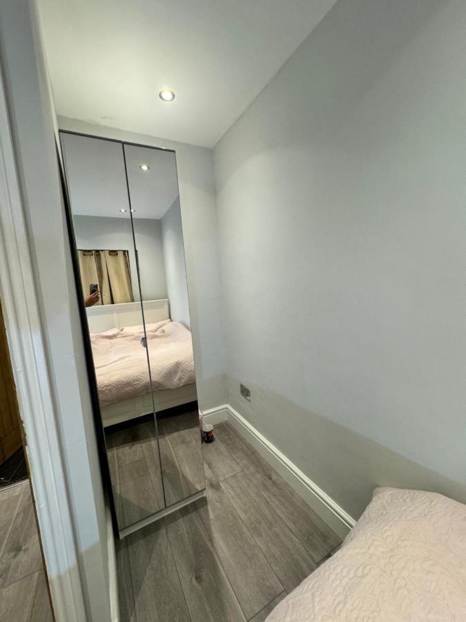 1 Bed With Kitchenette And Bathroom Oxford Exterior foto