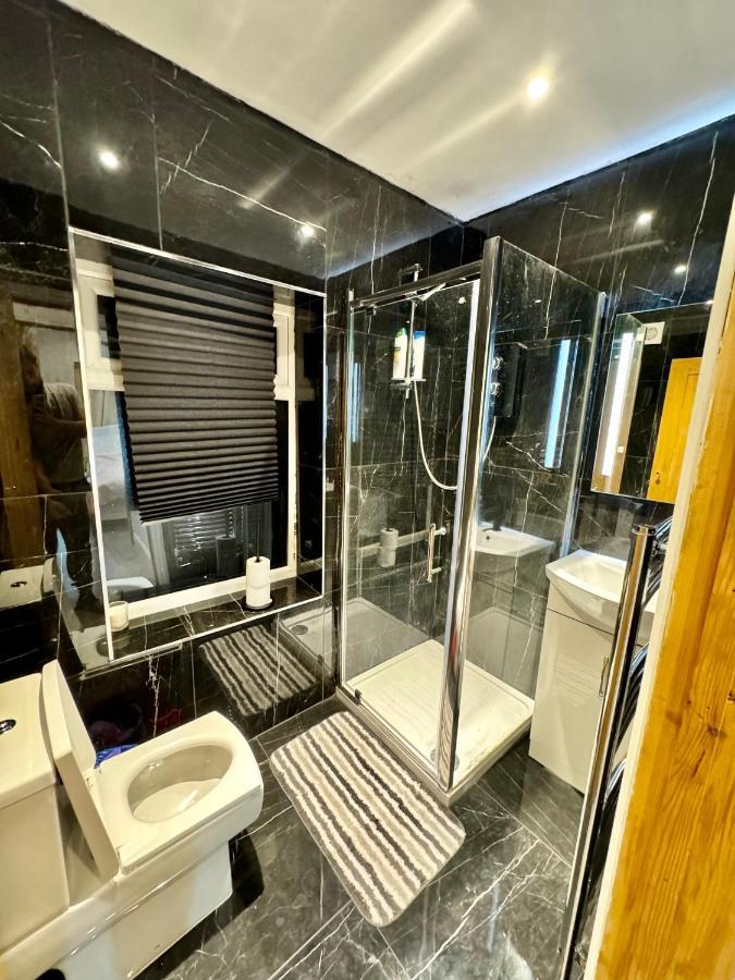 1 Bed With Kitchenette And Bathroom Oxford Exterior foto