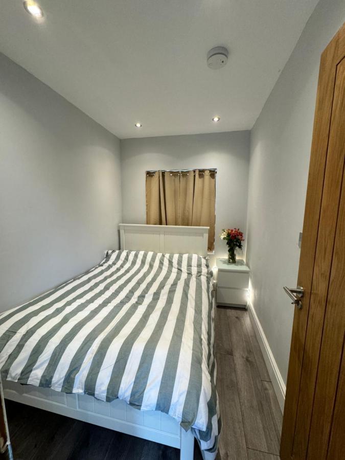 1 Bed With Kitchenette And Bathroom Oxford Exterior foto